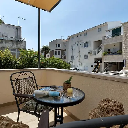 Apartment Rafael Makarska