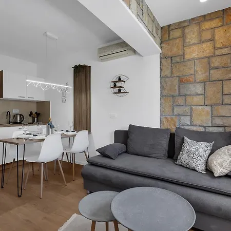 Apartment Rafael