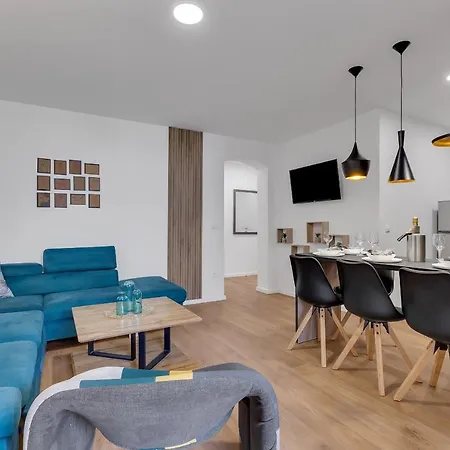 Apartment Rafael