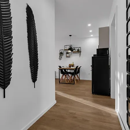 Rafael Apartment *